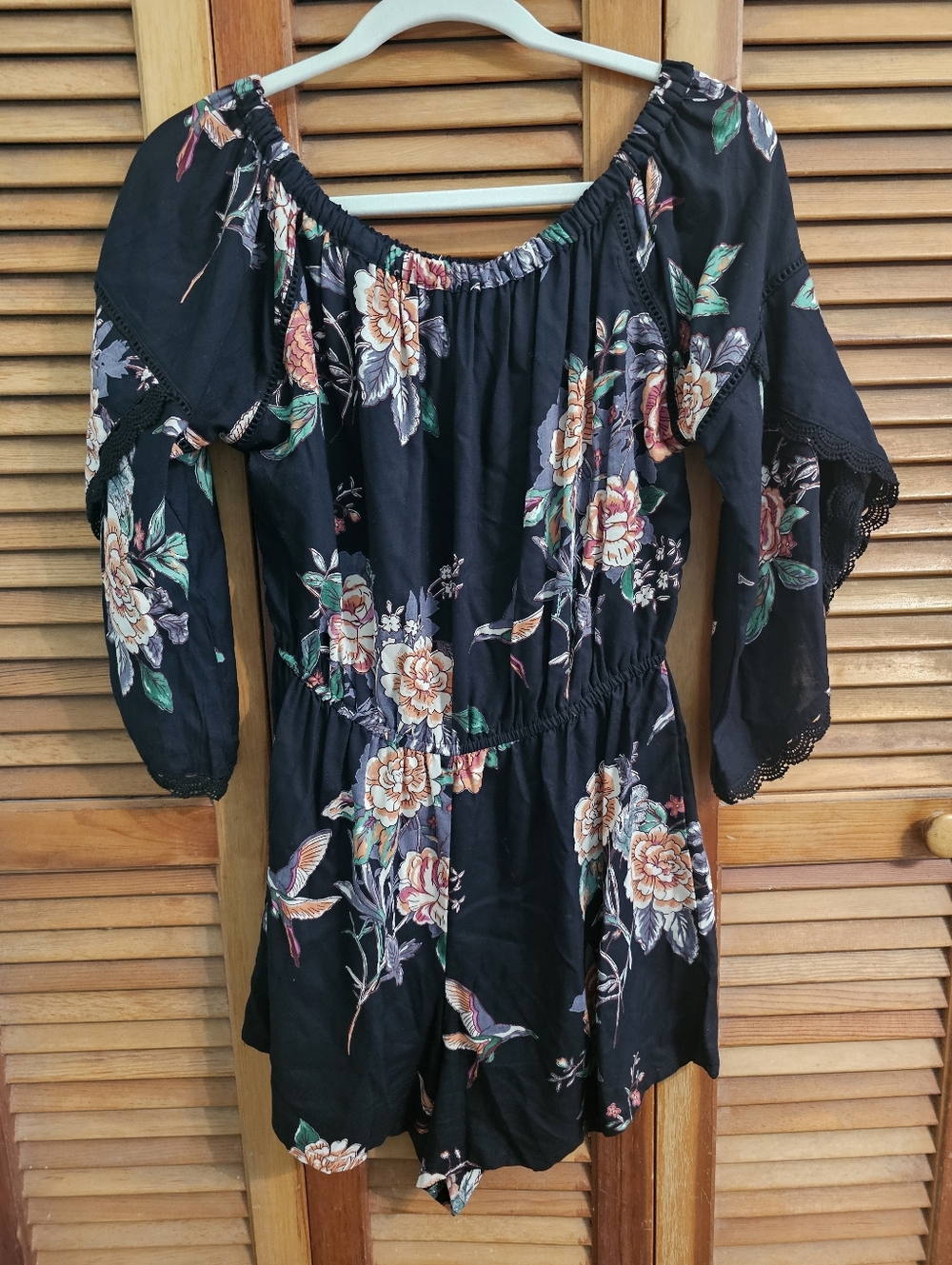 Angie Floral & Bird Print Off-Shoulder Romper – Size L